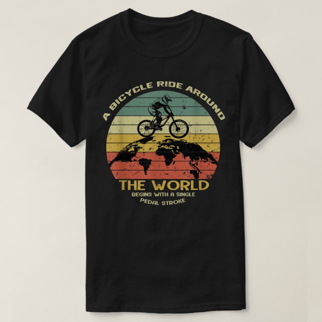 Ein Fahrradausflug rund um die Welt beginnt Bikers T-Shirt (Design vorne)