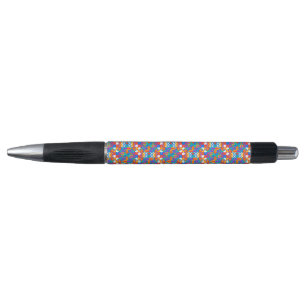 Ein farbenfroher Stift mit schwarzer Spitze und Kl
