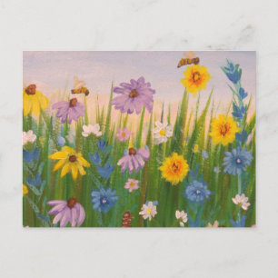 Ein Feld voller wild lebender Blume Postkarte