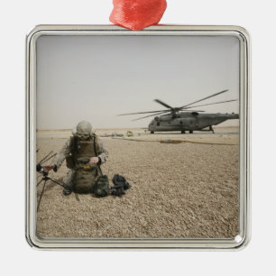 Ein Feldfunk-Operator Silbernes Ornament