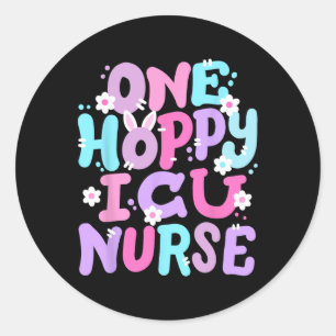 Ein fröhlicher ICU-Krankenpfleger Retro Groovy Fro Runder Aufkleber