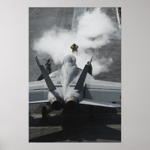 Ein Führerraumdirektor signalisiert einem F/A-18F Poster