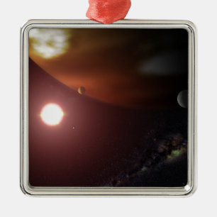 Ein Gasrieseplanet, der einen roten zwergartigen Silbernes Ornament