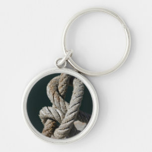 Ein gebundener Knoten auf einer Anlegestelle Schlüsselanhänger