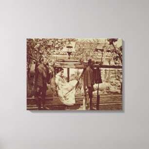 Ein Geisha, der herein einer Sänfte (Sepia-, Leinwanddruck