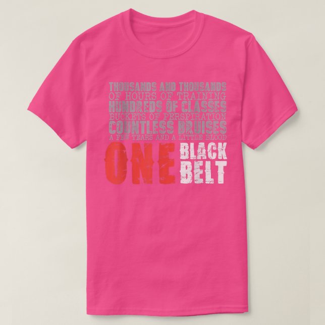 Ein Geschenk für Kampfkünste aus schwarzem Gürtel T-Shirt (Design vorne)