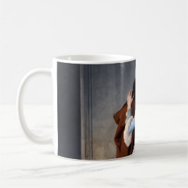 Ein gestohlener Moment: Ein Kuss durch das Zeitalt Kaffeetasse