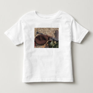 Ein Gewehr, Militär bedecken und Kantine Kleinkind T-shirt
