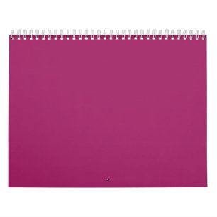 Ein glatter, lila Hintergrund mit einem scharfen w Kalender