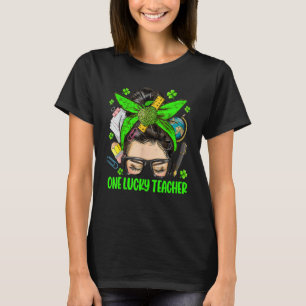 Ein glücklicher Lehrer unordentlicher Dutt St Patr T-Shirt