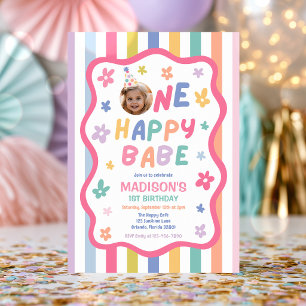 Ein glückliches Baby, bunte Pastellfarben, 1. Gebu Einladung