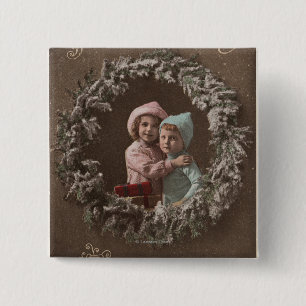 Ein glückliches ChristmasLittle Kinderumarmen Button