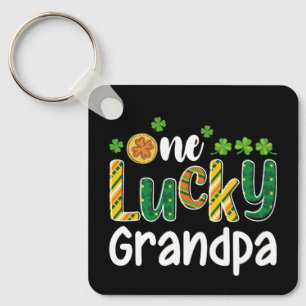 Ein Glückspilz Opa passende Familie St. Patrick's  Schlüsselanhänger