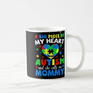 Ein großes Stück Herz hat Autismus und ruft Mutti Kaffeetasse