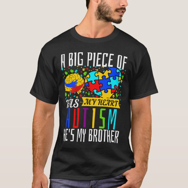 Ein großes Stück meines Herzens hat Autismus, er i T-Shirt (Vorderseite)