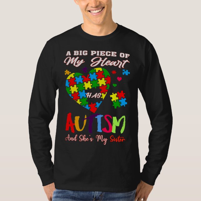 Ein großes Stück meines Herzens hat Autismus und s T-Shirt (Vorderseite)