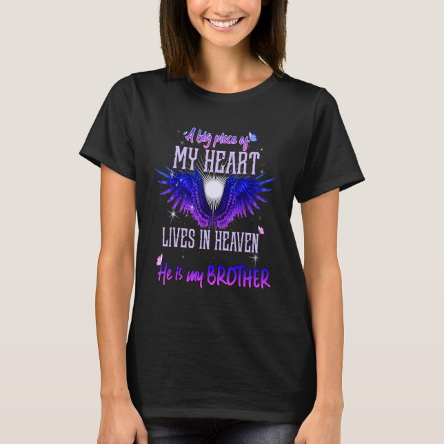 Ein großes Stück meines Herzens lebt im Himmel, er T-Shirt (Vorderseite)