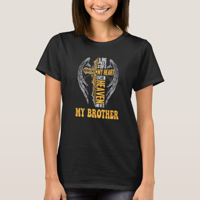 Ein großes Stück meines Herzens lebt im Himmel und T-Shirt (Vorderseite)