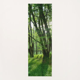 Ein grüner Wald und ein Sepiewald Yogamatte