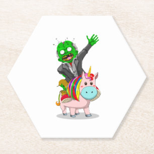 Ein grüner Zombie fährt auf einem niedlich rosa Ei Untersetzer