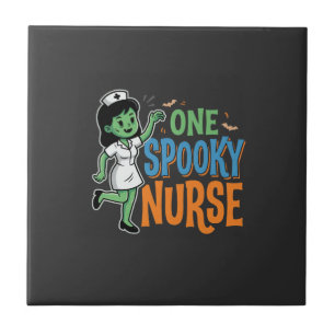 Ein gruseliger Krankenpfleger Halloween-Entwurf Fliese