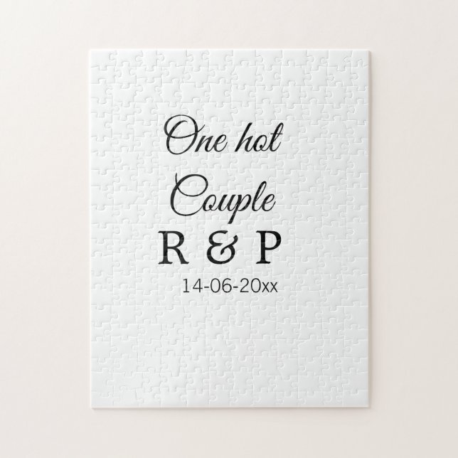 Ein heißes Zusatzpaar Name Anfangsbuchstabe Textda (Vertikal)