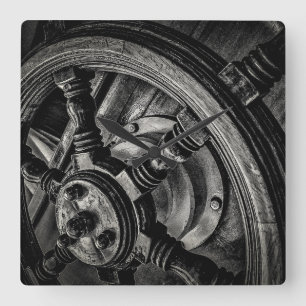 Ein Helm der Boote Quadratische Wanduhr