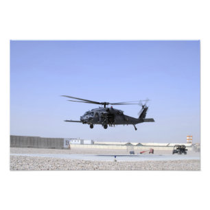 Ein HH-60G pflastern den Falken, der vom Lager Fotodruck