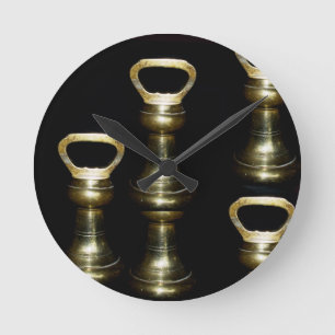 Ein irisches Design - Die Messing-Kollektion Runde Wanduhr