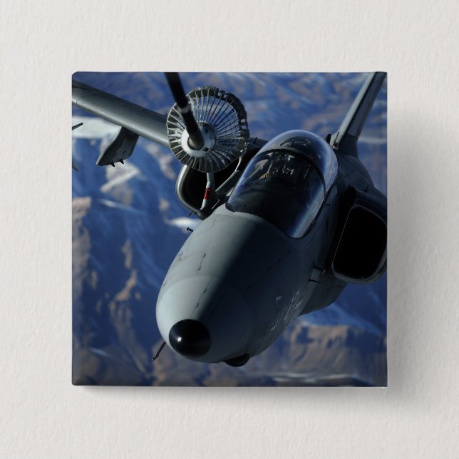 Ein italienischer AMX wird durch einen KC-10A-Exte Button (Vorderseite)