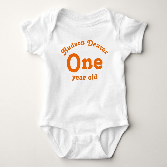 Ein Jahr alt Personalisiertes Orange Baby Strampler (Vorderseite)