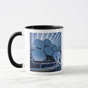 Ein James Webb Space Telescope-Array Tasse