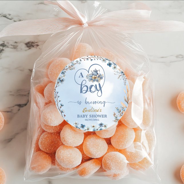 Ein Junge braut Tee Party Junge Babydusche blau Runder Aufkleber (charming vintage blue teapot filled with soft watercolor florals, this design also includes eucalypt)