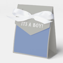 ein Junge Geschenkschachtel