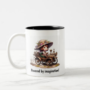 Ein junges glückliches Kind, das mit einem Dampffa Zweifarbige Tasse