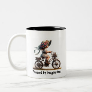 Ein junges glückliches Kind fährt ein Steampunk-Fa Zweifarbige Tasse