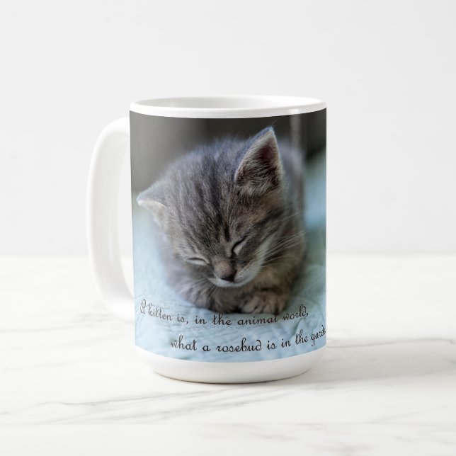 Ein Kätzchen ist eine Rosenbube-Tasse Kaffeetasse (Vorderseite Links)