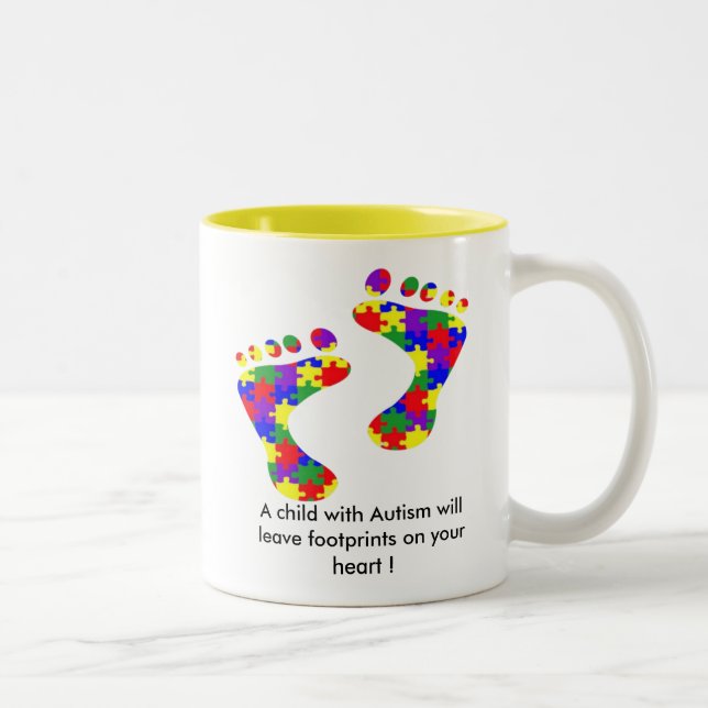 Ein Kind mit Autismus verlässt Abdrücke ......... Zweifarbige Tasse (Rechts)