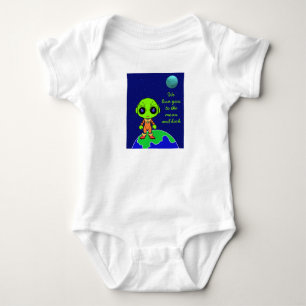 Ein Kinderstück mit Alien und Mond von Jo Images B Baby Strampler