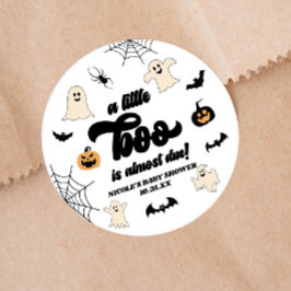 Ein kleiner Boo ist fast fällig! Halloween-Kinderd Runder Aufkleber