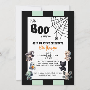 Ein kleiner Boo ist fast gerade wegen Halloween Ba Einladung