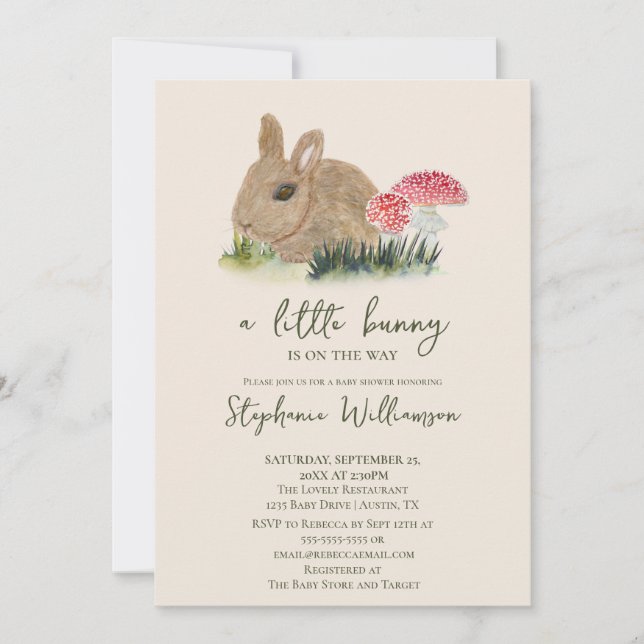 Ein kleiner Bunny ist unterwegs mit einer Babydusc Einladung (Vorderseite)