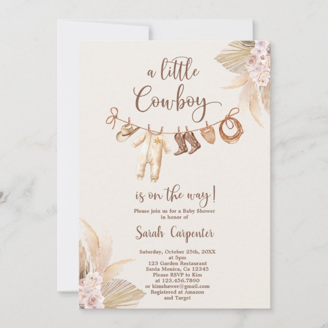Ein kleiner Cowboy ist auf dem Weg Baby Shower Boy Einladung (Vorderseite)