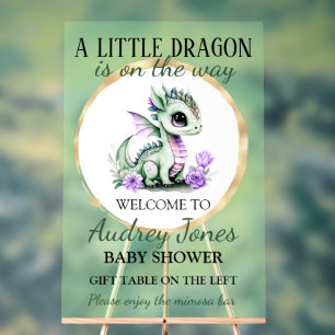 Ein kleiner Drache ist auf dem Weg zur Babydusche Acrylschild