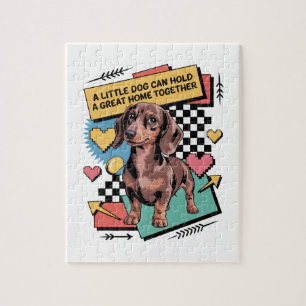 Ein kleiner Hund kann ein großes Zuhause zusammenh
