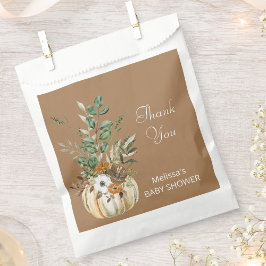 Ein kleiner Kürbis ist auf dem Weg rustikalen brau Geschenktütchen