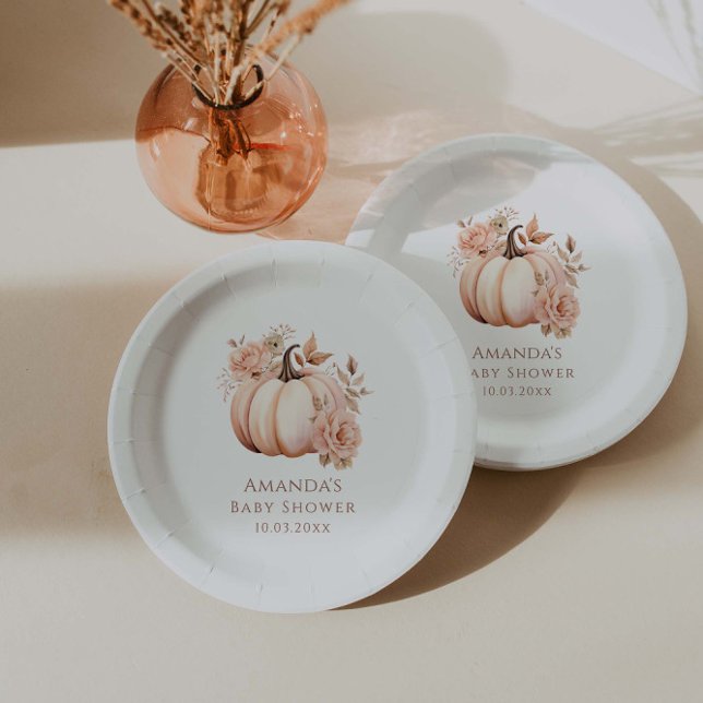 Ein kleiner Kürbis ist auf dem Weg zur Herbstdusch Pappteller (Von Creator hochgeladen)