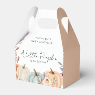 Ein kleiner Kürbis ist auf der Way Baby Dusche Geschenkschachtel