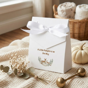 Ein kleiner Kürbis ist unterwegs" Babylätzchen Geschenkschachtel