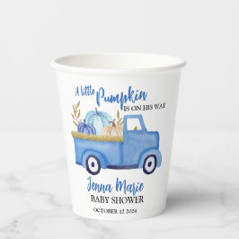 Ein kleiner Kürbis ist unterwegs Pappbecher